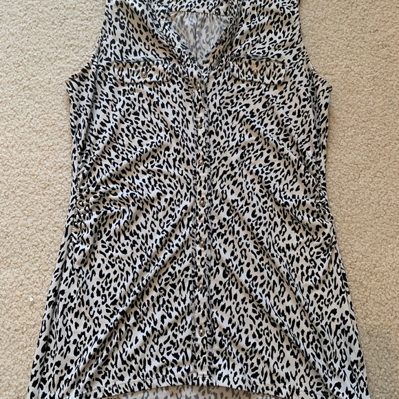 White House Black Market Tank - Picture 1 of 6